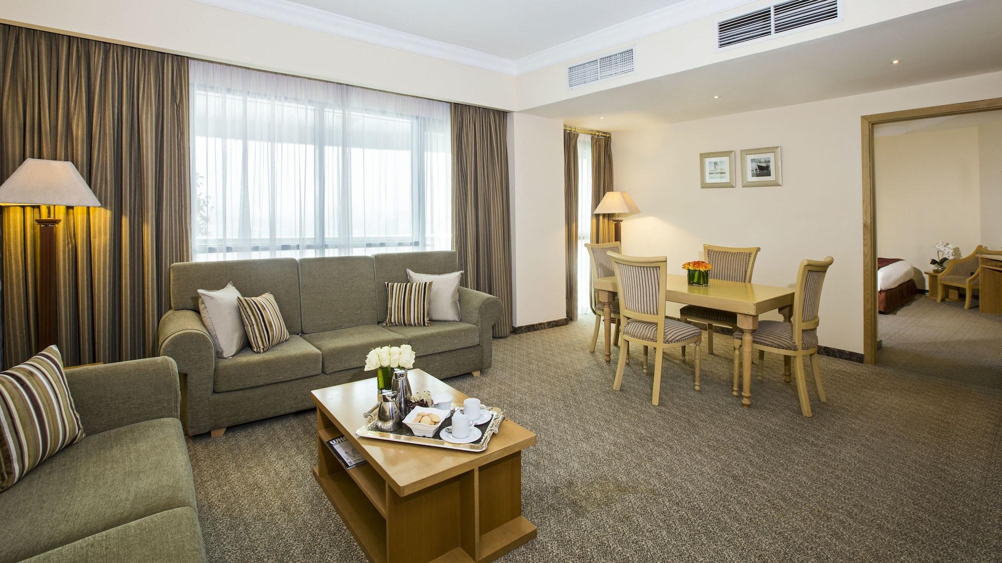 City Seasons Hotel Dubaï Extérieur photo